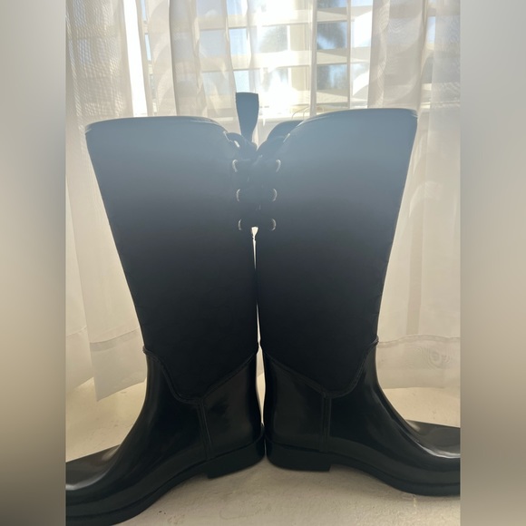 Lightly used rain coach boots - Picture 6 of 6